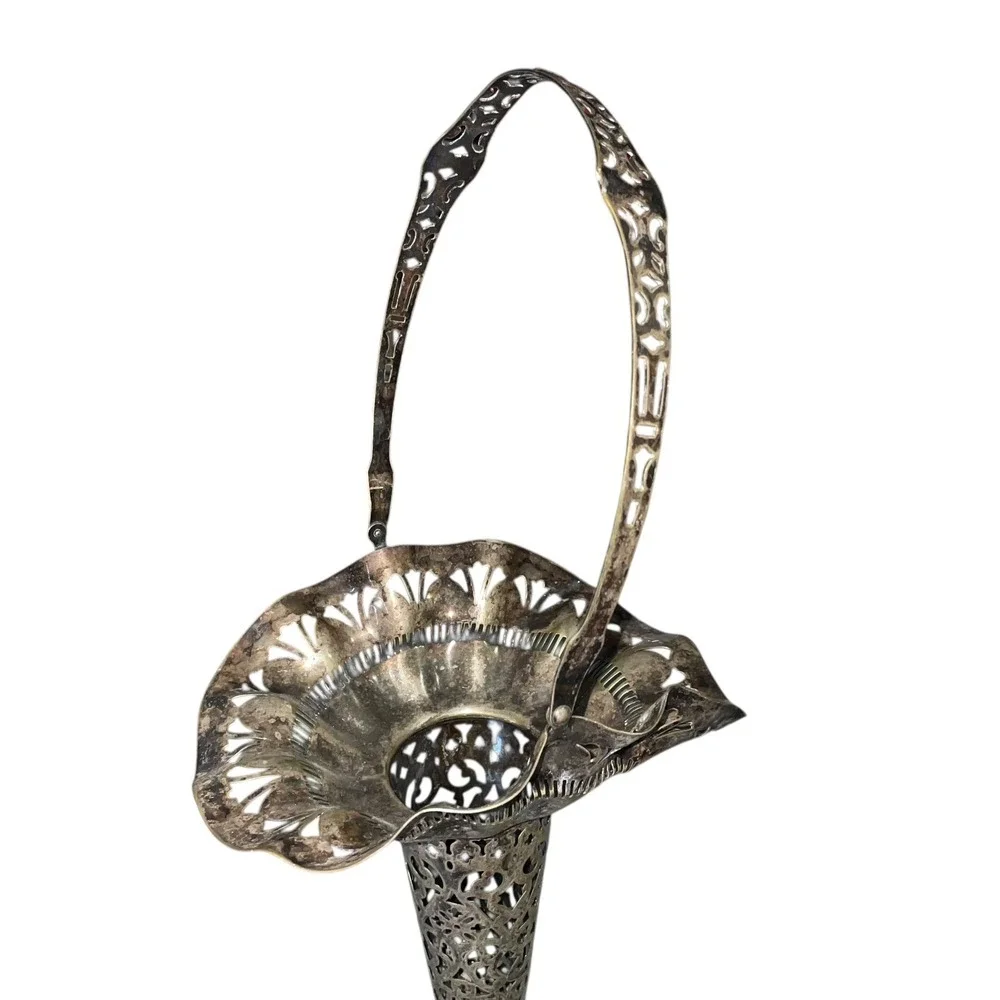 Vintage Silverplate‎ Flower Basket Apollo EPNS Ornate Handle